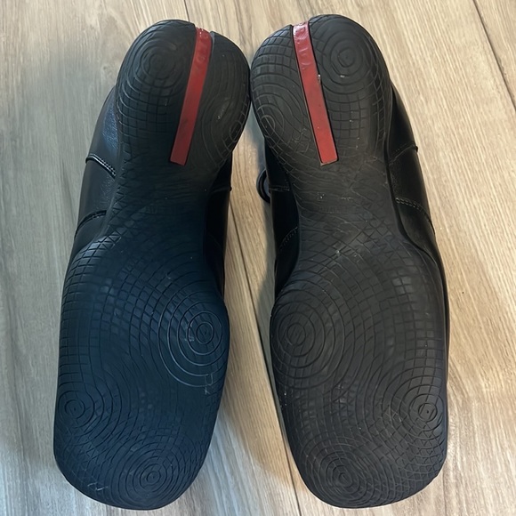 Vintage Prada Shoe *final markdown price* - Picture 6 of 12